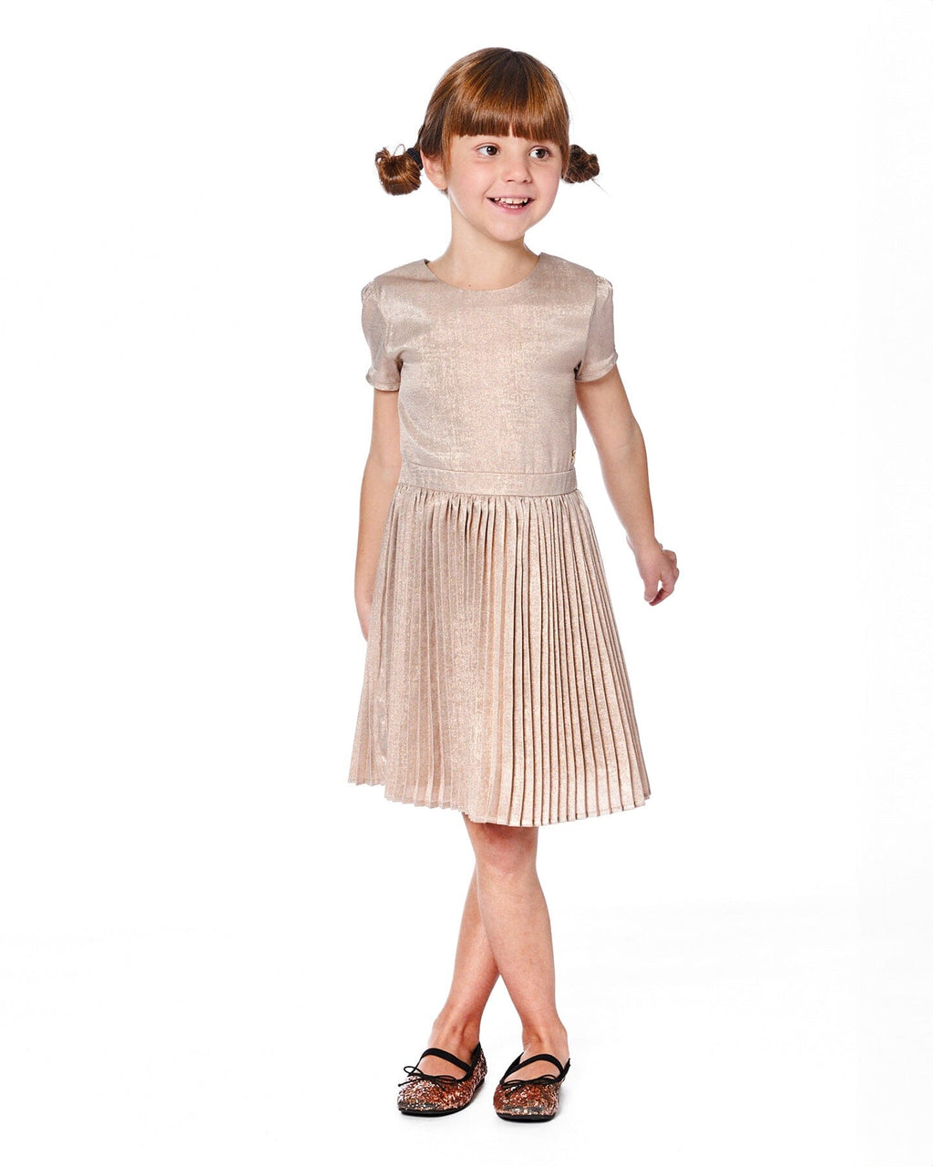 Short Sleeve Dress With Pleated Skirt Light Caramel : Robe à manches courtes avec jupe plissée caramel clair