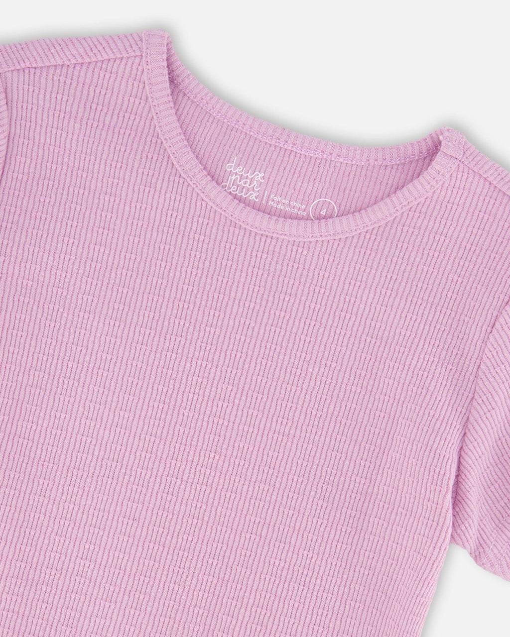 Crinkle Jersey T-Shirt Lilac : T-shirt en jersey froissé lilas